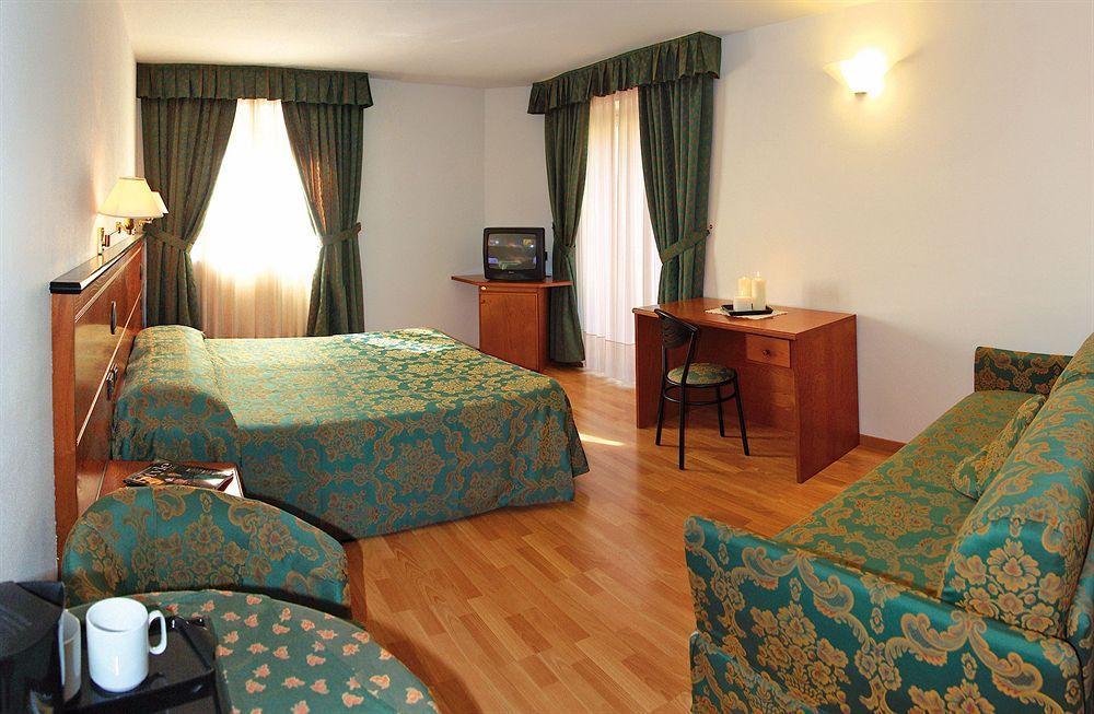 Albergo Aprica Garni Екстериор снимка