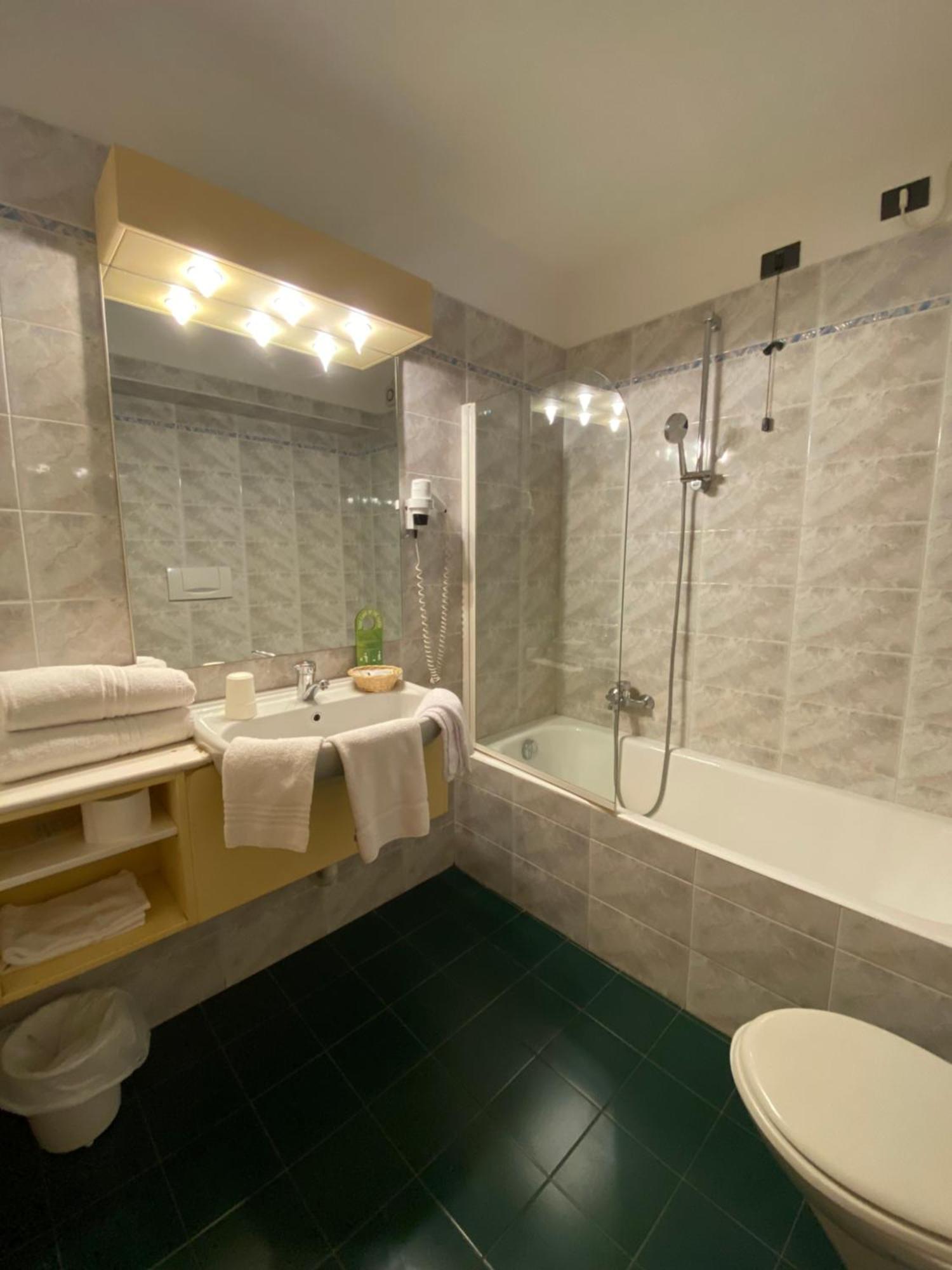 Albergo Aprica Garni Екстериор снимка