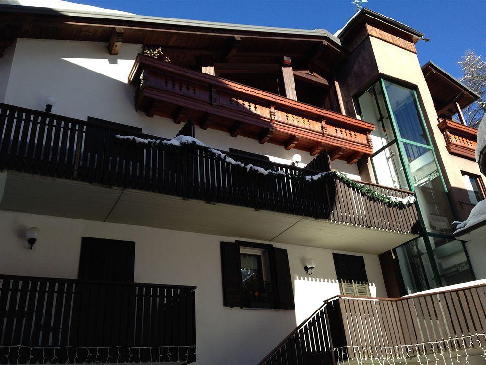 Albergo Aprica Garni Екстериор снимка